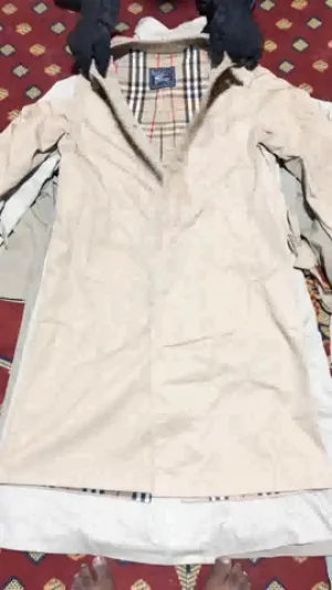 Authentic Burberry Trench Coat 5 Pieces