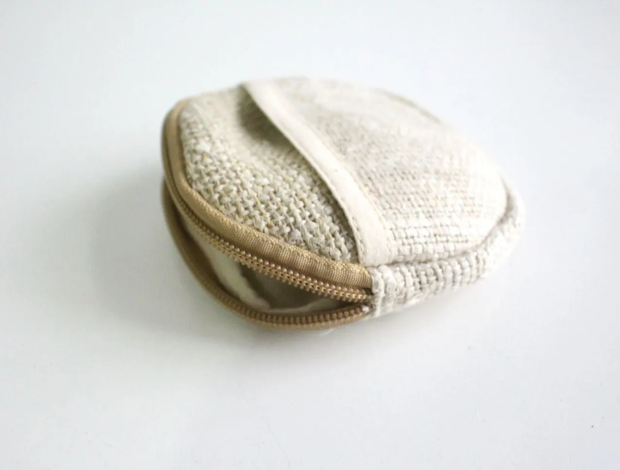 Hemp Zipper Round Coin Pouch