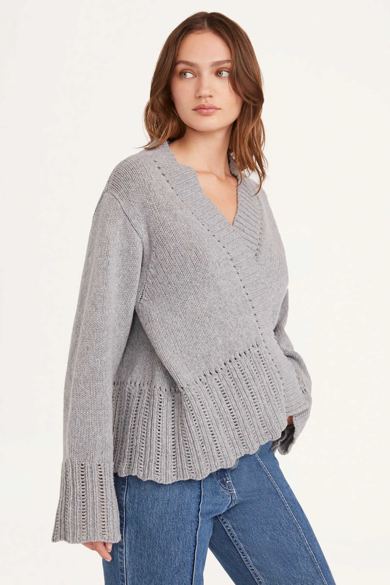 Nexilis Sweater in Stone