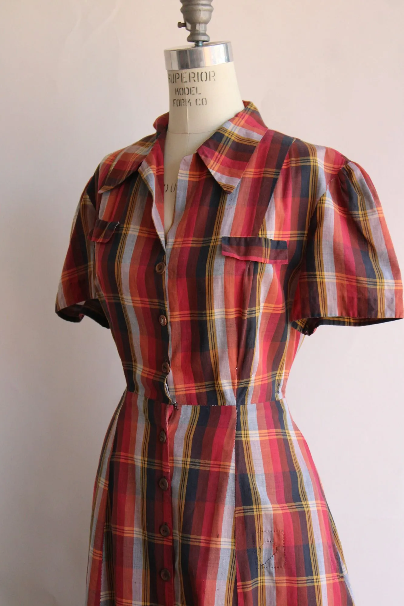 Vintage 1950s 1960s Plaid Cotton Shirtwaist Dress with Pockets