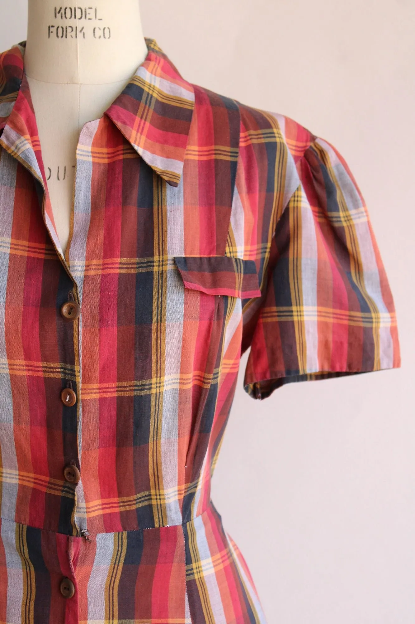 Vintage 1950s 1960s Plaid Cotton Shirtwaist Dress with Pockets